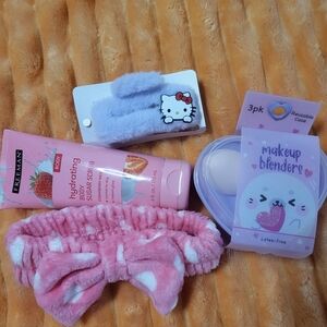 Hello Kitty Beauty Bundle